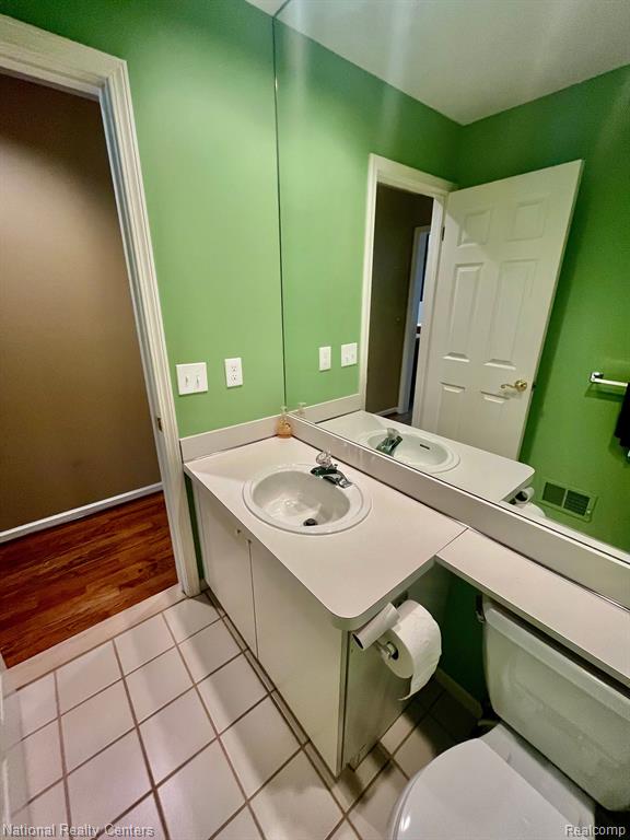 20428 Wayne Road Livonia, MI 48152 - Photo 10 of 37