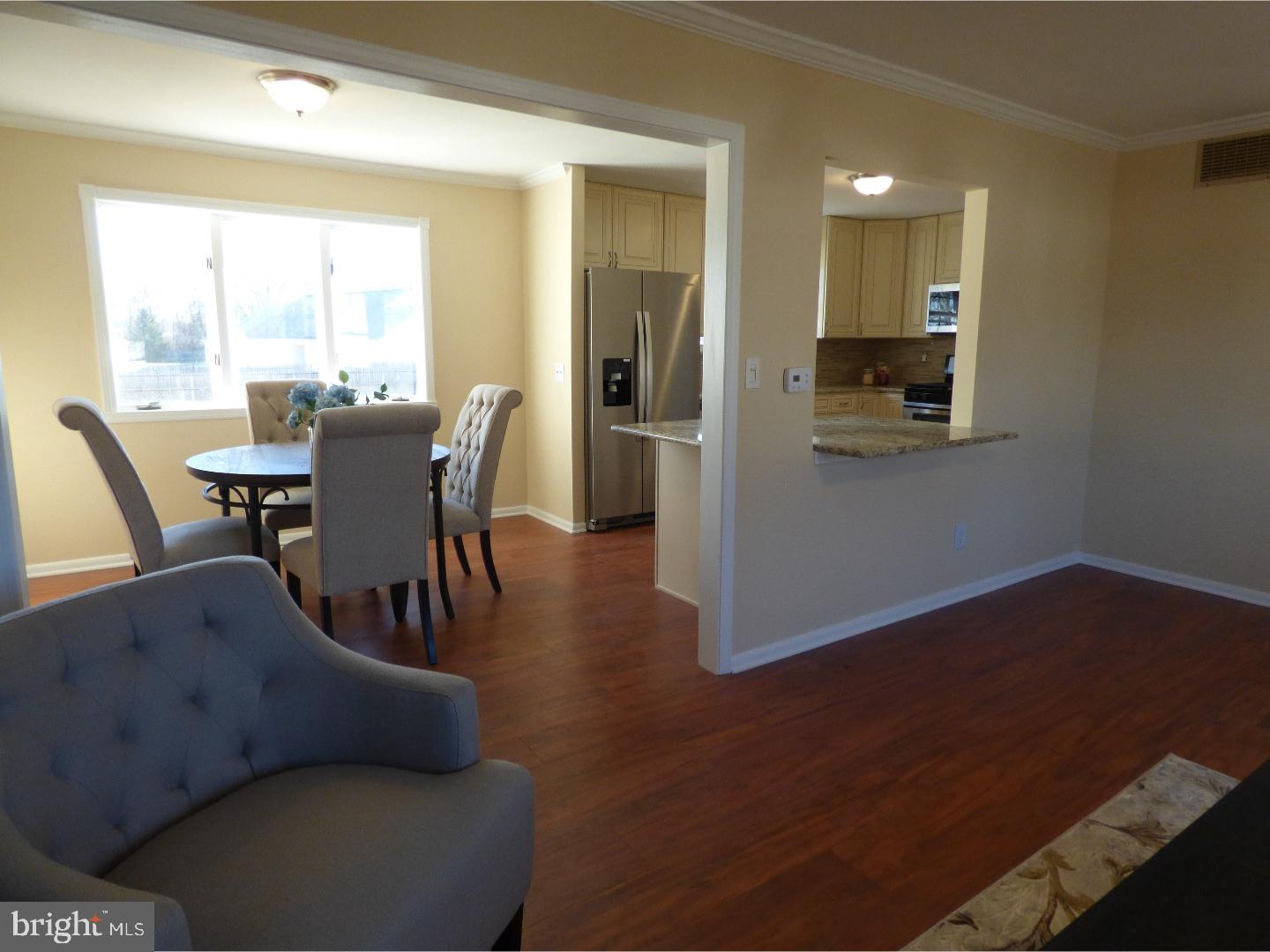 218 Ivy Road Edgewater Park, NJ 08010 - Photo 10 of 20
