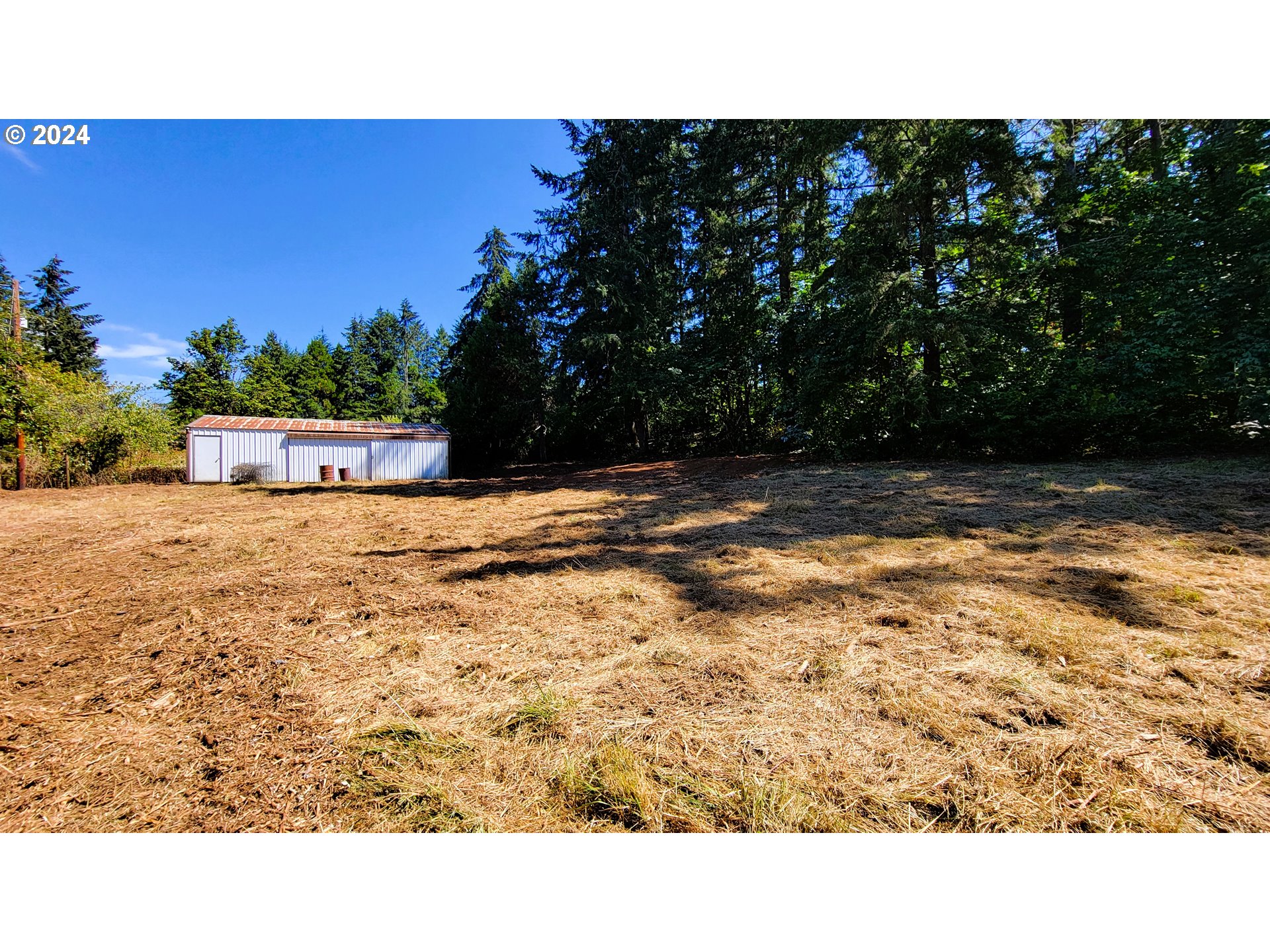 82578 Sprague Road Dexter, OR 97431 - Photo 12 of 15 a view of a outdoor space