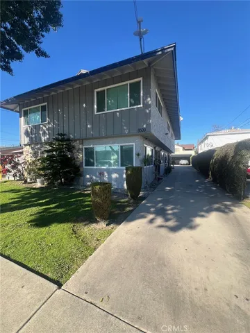 $2,490 | 9509 Los Angeles Street, Unit D, Bellflower, CA 90706