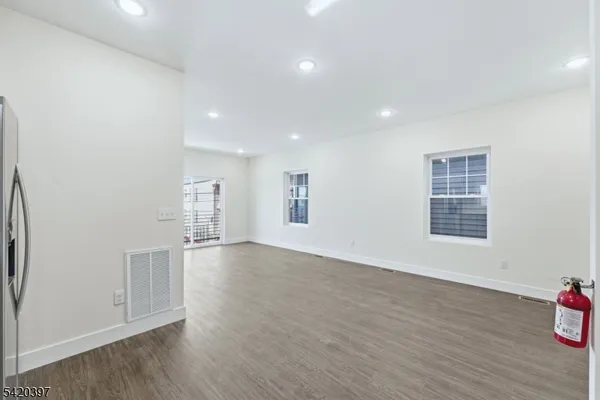 a view of livingroom with hardwood