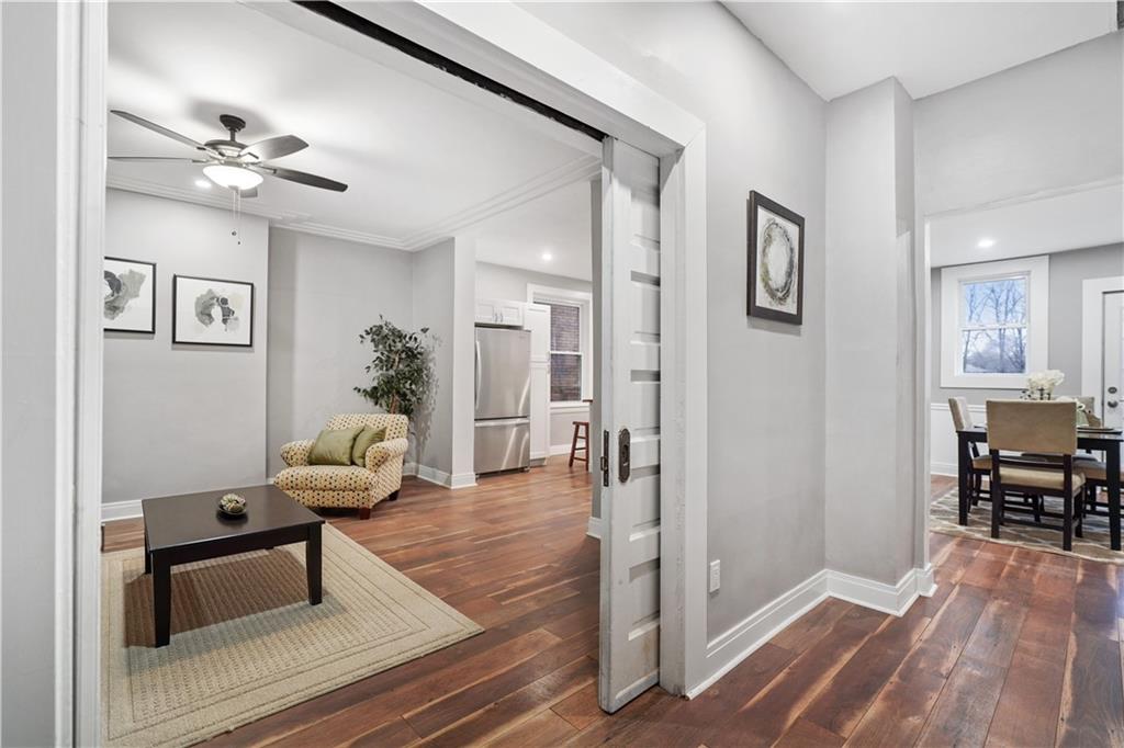 2924 Willett Road Pittsburgh, PA 15227 - Photo 4 of 23 Gallery Image 4
