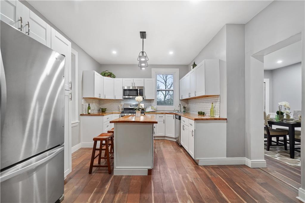 2924 Willett Road Pittsburgh, PA 15227 - Photo 8 of 23 Gallery Image 8