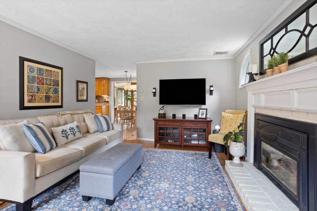 14 Virginia Road Tyngsborough, MA 01879 - Photo 12 of 42