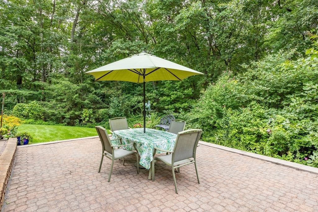 14 Virginia Road Tyngsborough, MA 01879 - Photo 34 of 42