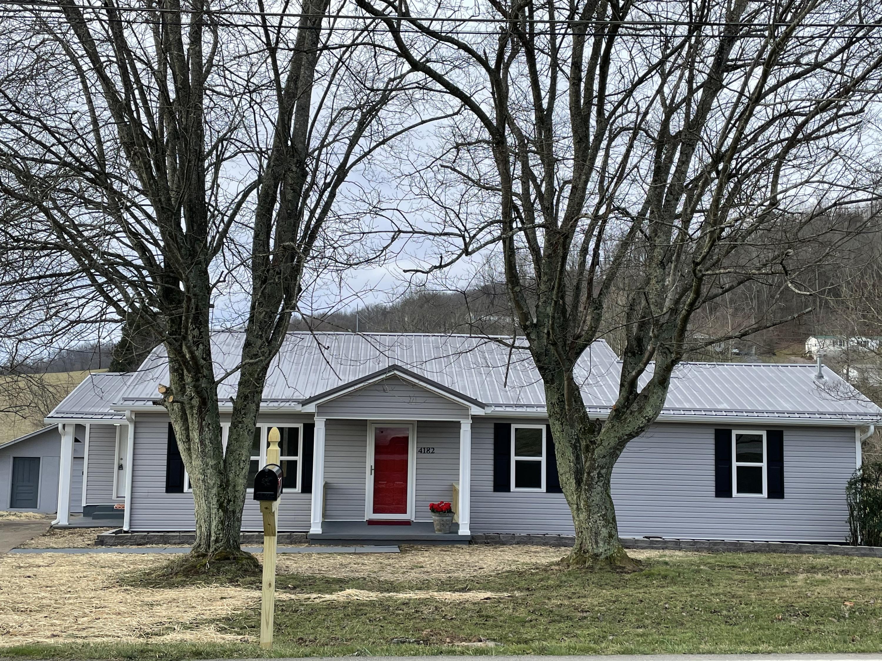 4182 Carters Valley Road Church Hill, TN 37642 - Photo 1 of 28 B049A360-D76E-4BD4-9B5A-A8822FAB7A36