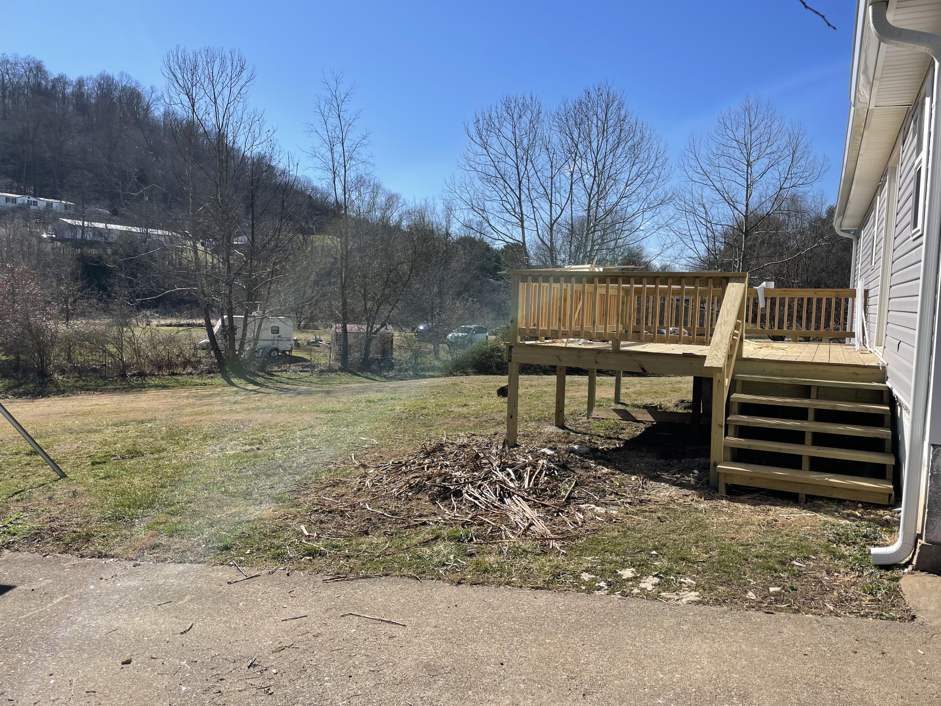 4182 Carters Valley Road Church Hill, TN 37642 - Photo 6 of 28 5627783C-F591-41E9-8028-D2185DF97615