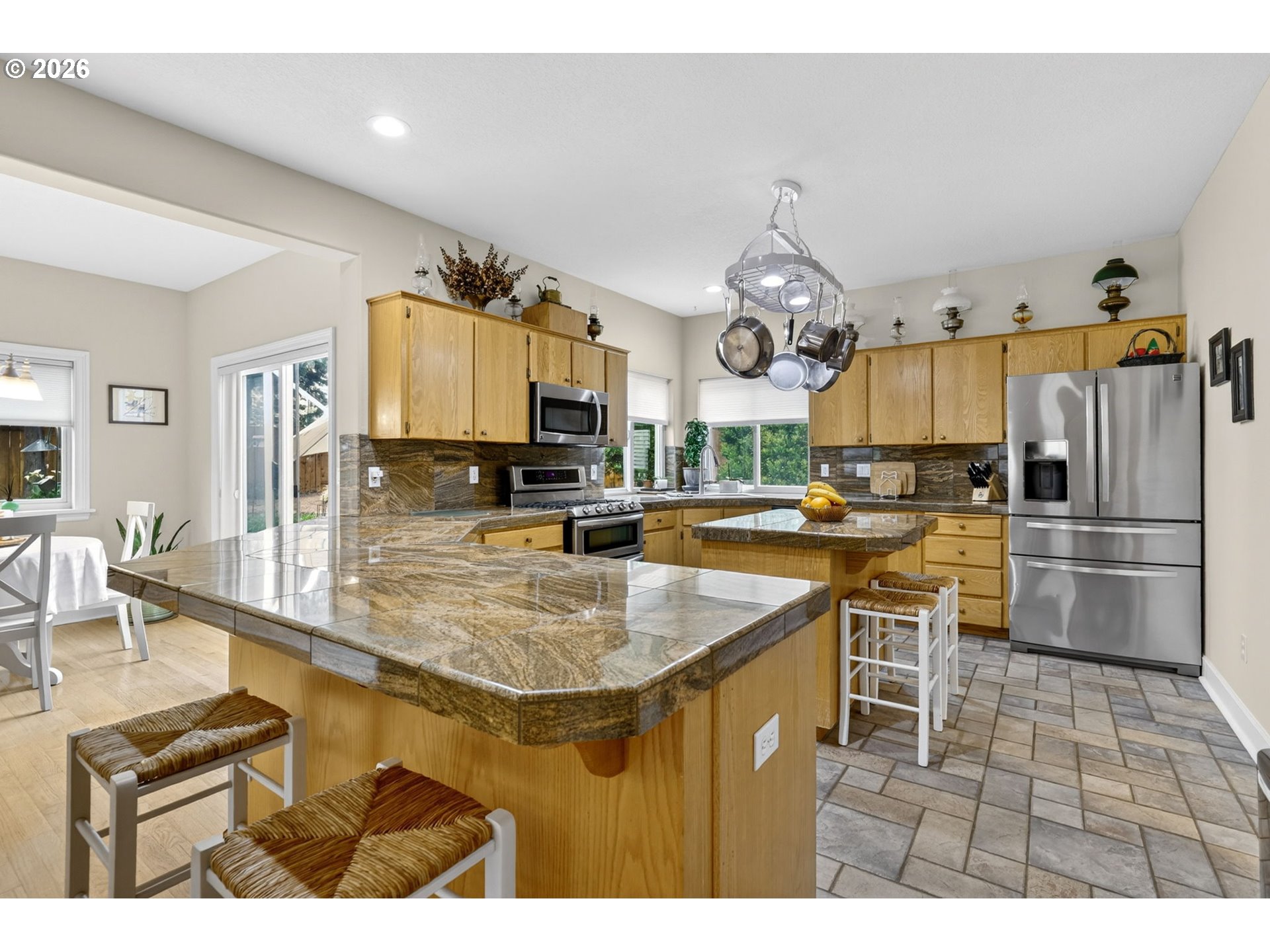 7799 Southwest 173rd Place Beaverton, OR 97007 - Photo 15 of 42