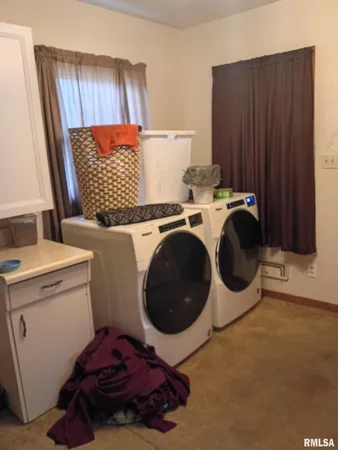 $120,000 | 240 South Monmouth Street, Good Hope, IL 61438