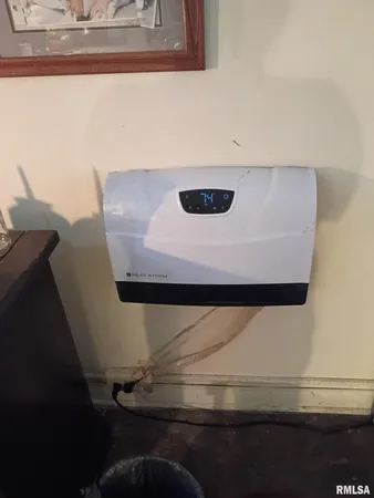 $120,000 | 240 South Monmouth Street, Good Hope, IL 61438