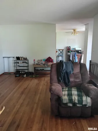 $120,000 | 240 South Monmouth Street, Good Hope, IL 61438