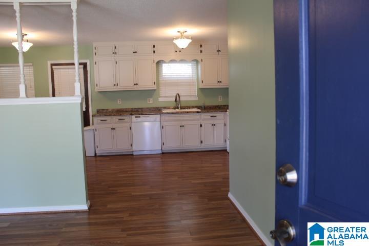 211 Cleveland Avenue Southwest Cullman, AL 35055 - Photo 12 of 27