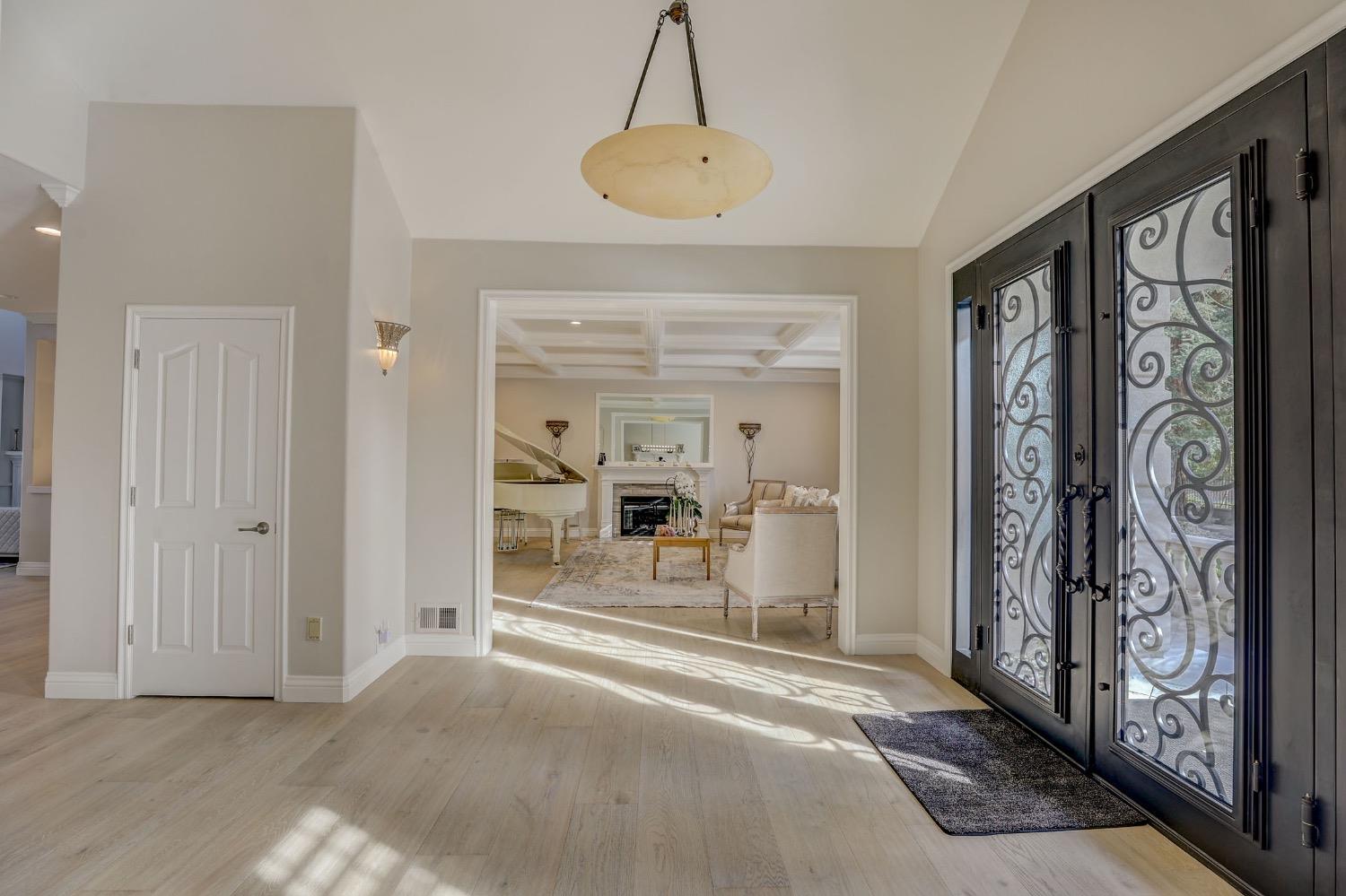 3101 Adams Road Sacramento, CA 95864 - Photo 2 of 41