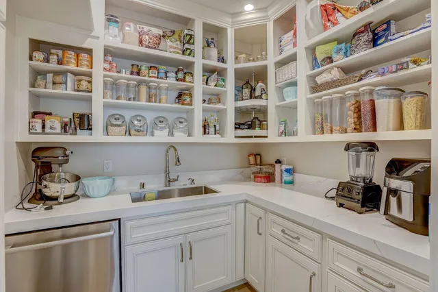 $3,100,000 | 3101 Adams Road, Sacramento, CA 95864