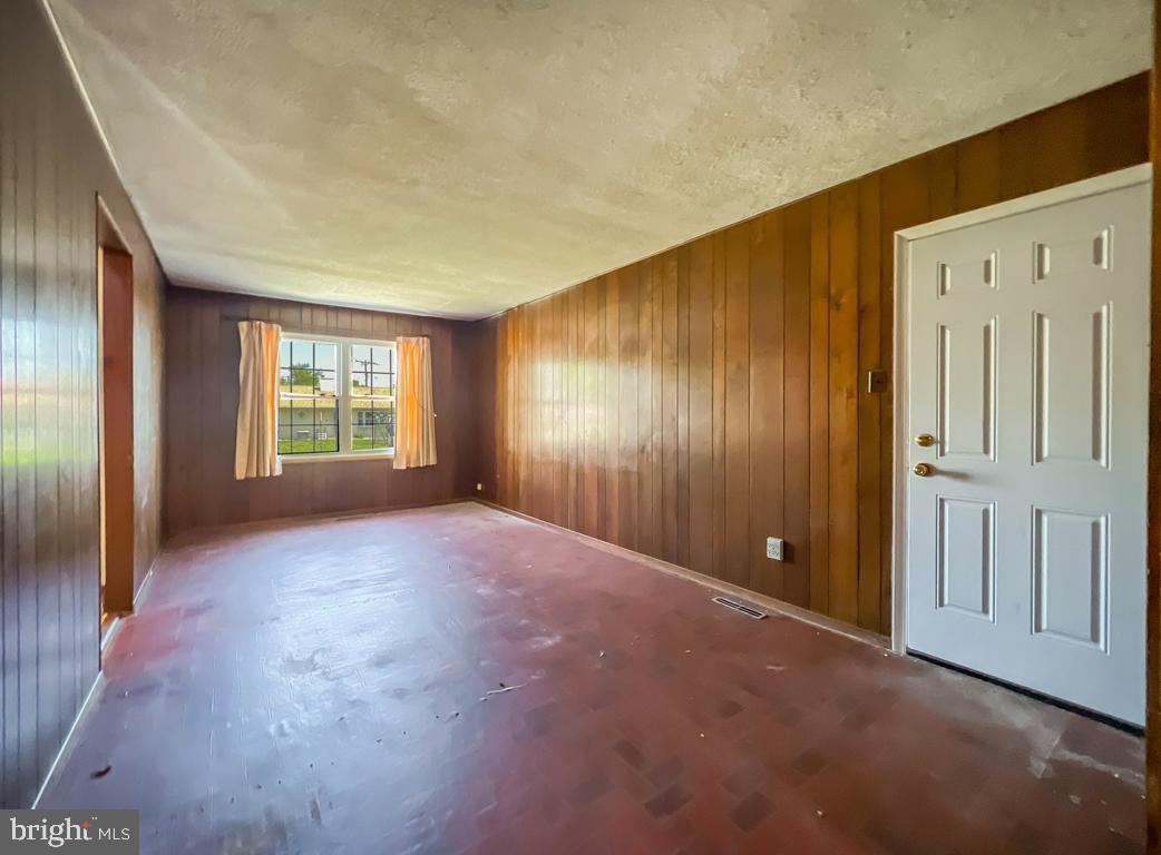 800 Hanford Road Fairless Hills, PA 19030 - Photo 8 of 42 Gallery Image 8
