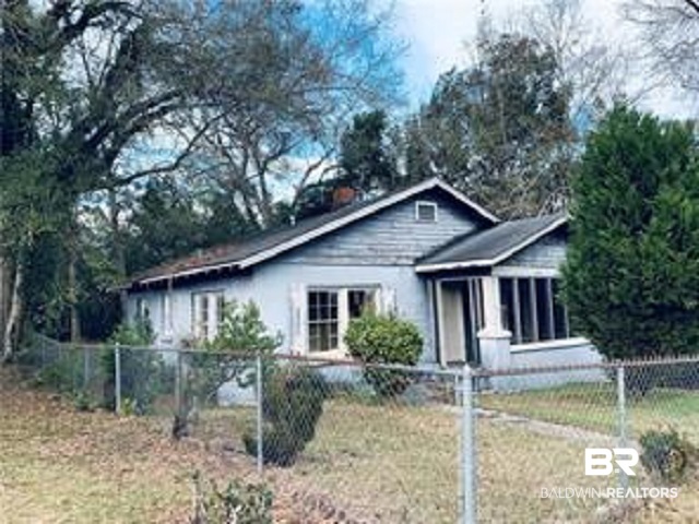 669 Carver Street Mobile, AL 36617 - Photo 3 of 4