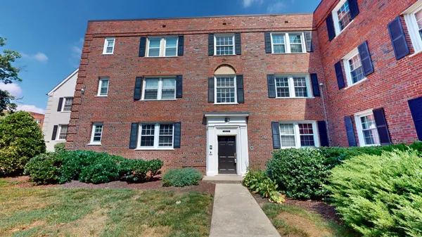 $1,650 | 3809 W Street Southeast, Unit 301, Washington, DC 20020