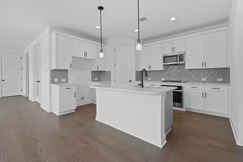 $405,990 | 338 Orleanian Drive, Buda, TX 78610