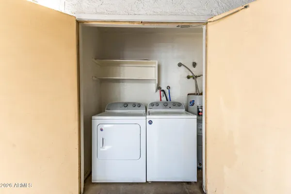 $319,000 | 122 South Hardy Drive, Unit 40, Tempe, AZ 85281