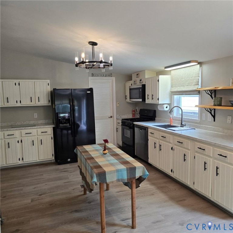 4535 Old Shore Road Blackstone, VA 23824 - Photo 6 of 30