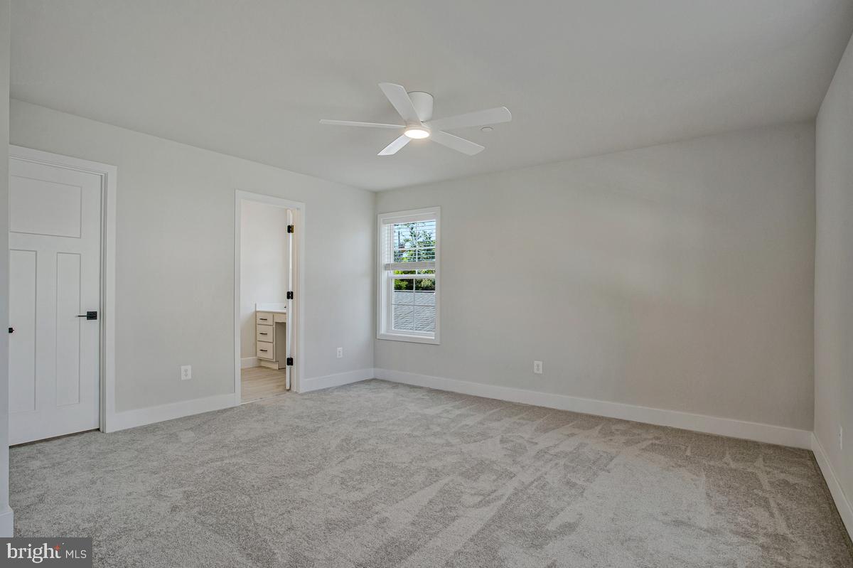 416 Venton Road Edgewater, MD 21037 - Photo 18 of 57 Primary Suite