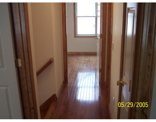 92 Blaine Street Springfield, MA 01108 - Photo 14 of 18 Gallery Image 14
