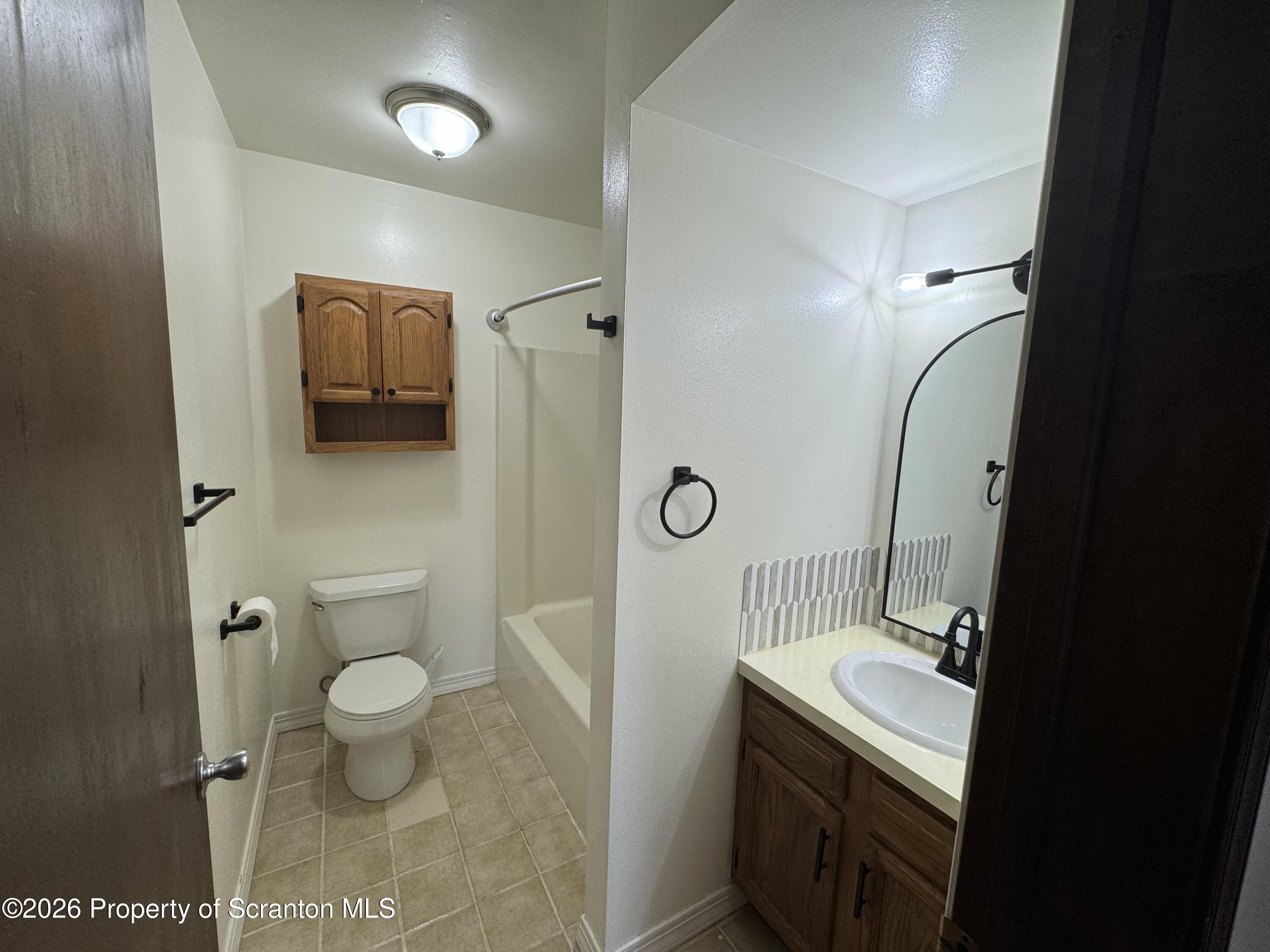 23 East Mountain Road, Unit B Scranton, PA 18505 - Photo 11 of 19 IMG_7597