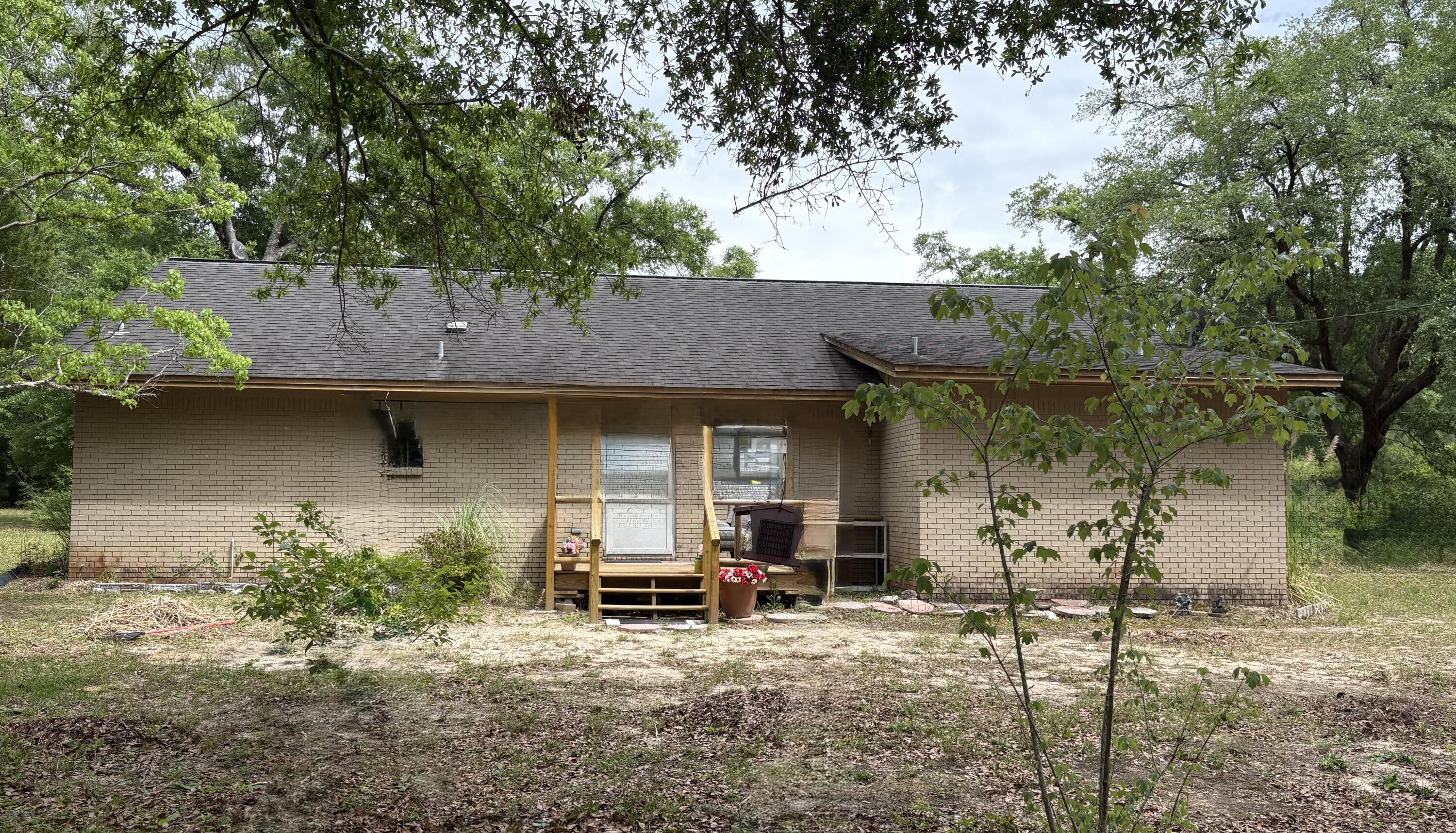 1655 Highway 90 Baker, FL 32531 - Photo 3 of 6 IMG_8654