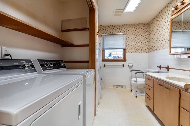 $259,900 | 406 Main Street West, Battle Lake, MN 56515