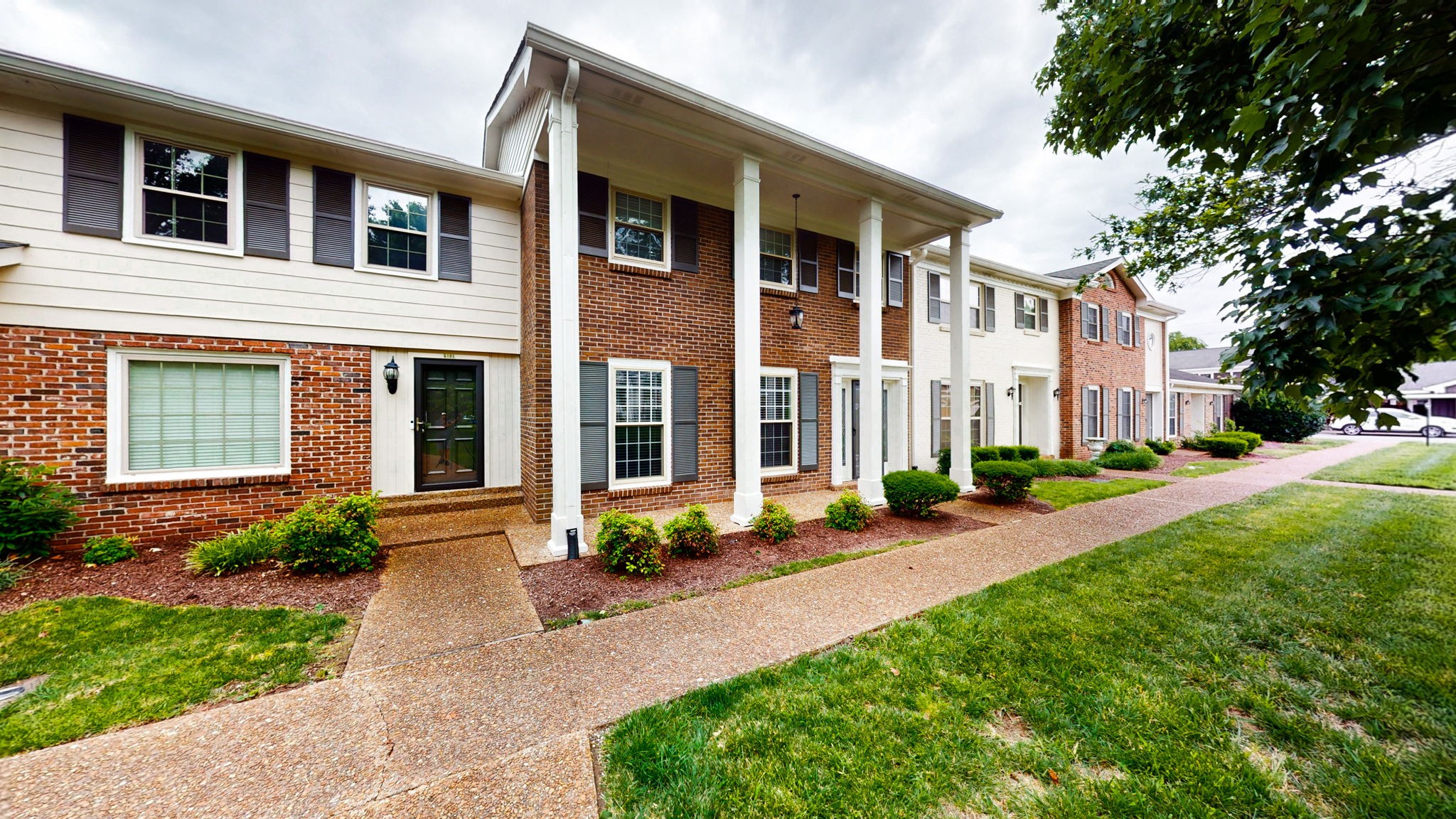 1002 East Northfield Blvd Unit G104