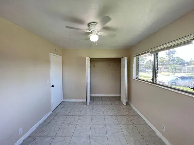 $295,000 | 1360 10th Street, West Palm Beach, FL 33401