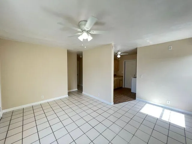 $295,000 | 1360 10th Street, West Palm Beach, FL 33401