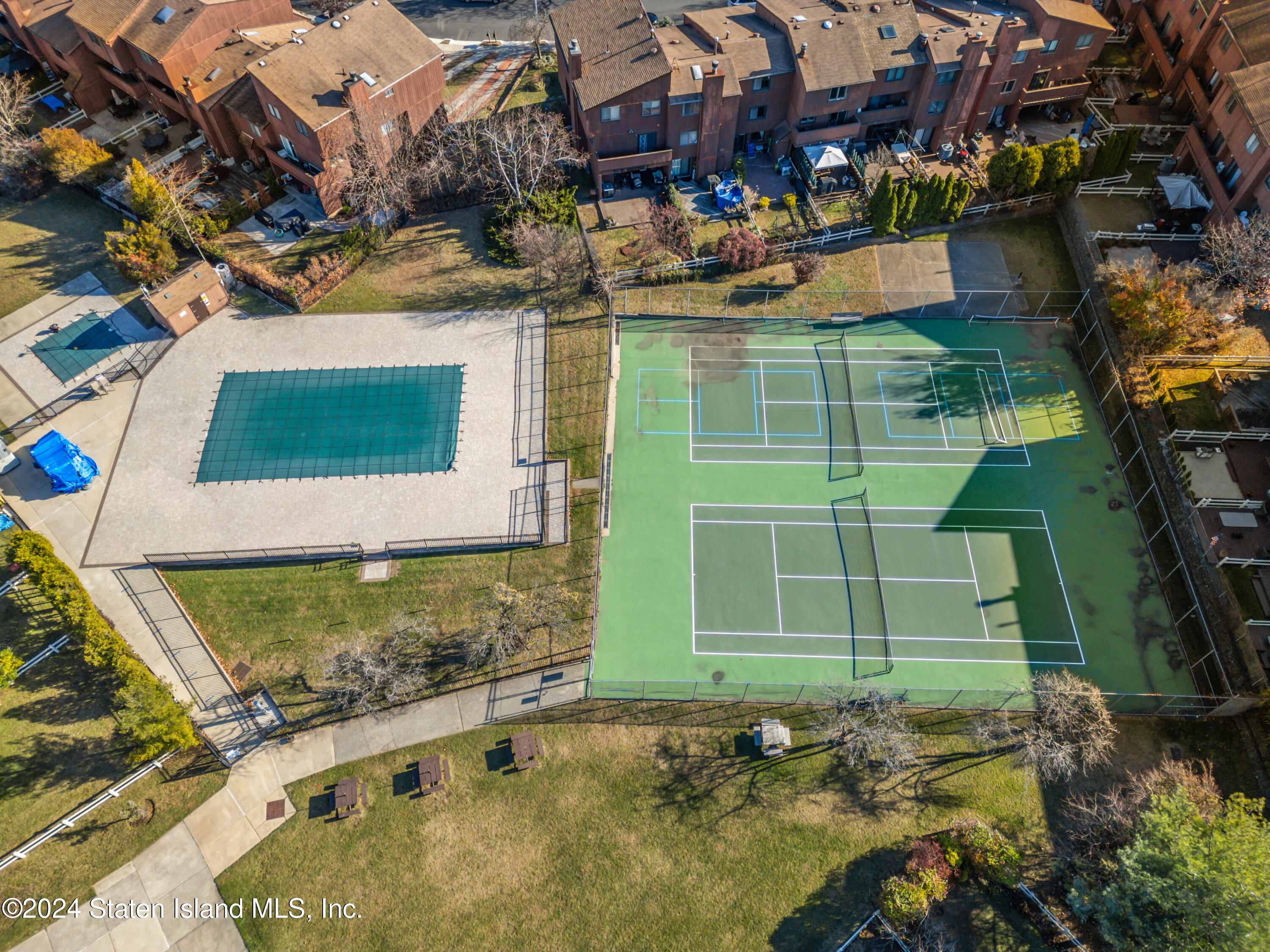 72 Alan Loop Staten Island, NY 10304 - Photo 28 of 28 22