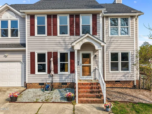 $500,000 | 2 Red Bluff Court, Durham, NC 27713