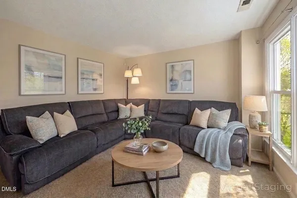 $500,000 | 2 Red Bluff Court, Durham, NC 27713