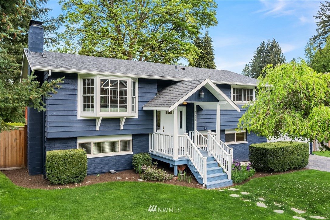 13212 173rd Avenue Southeast Renton, WA 98059 - Photo 1 of 19 Gallery Image 1