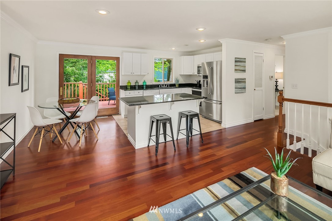13212 173rd Avenue Southeast Renton, WA 98059 - Photo 5 of 19 Gallery Image 5