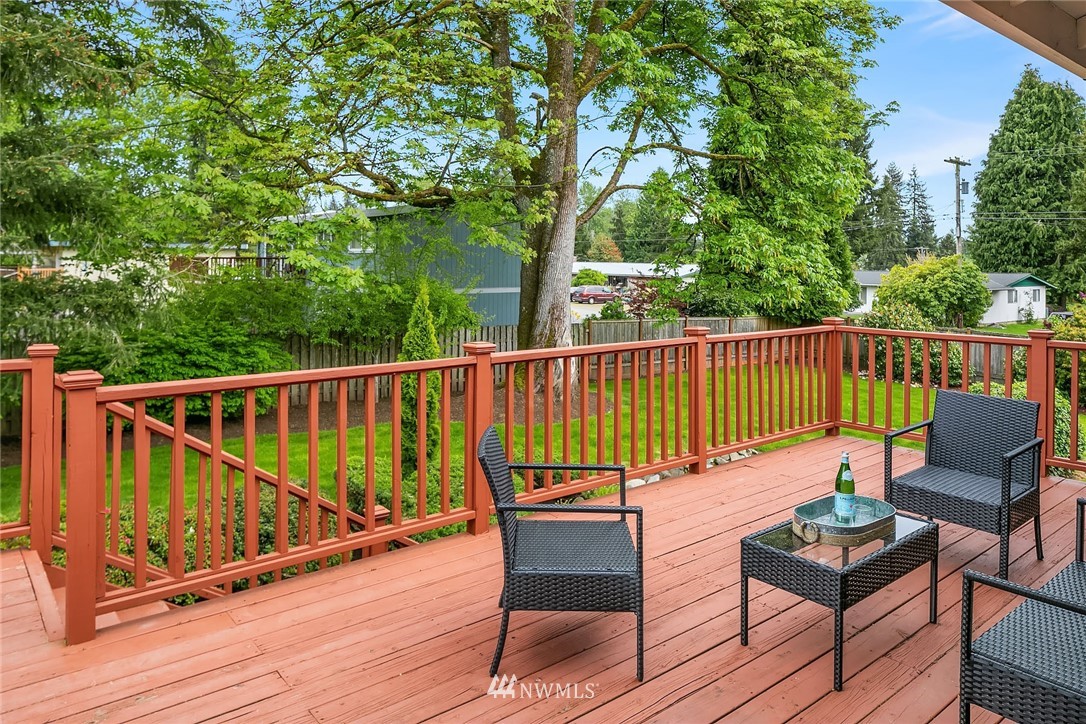 13212 173rd Avenue Southeast Renton, WA 98059 - Photo 7 of 19 Gallery Image 7