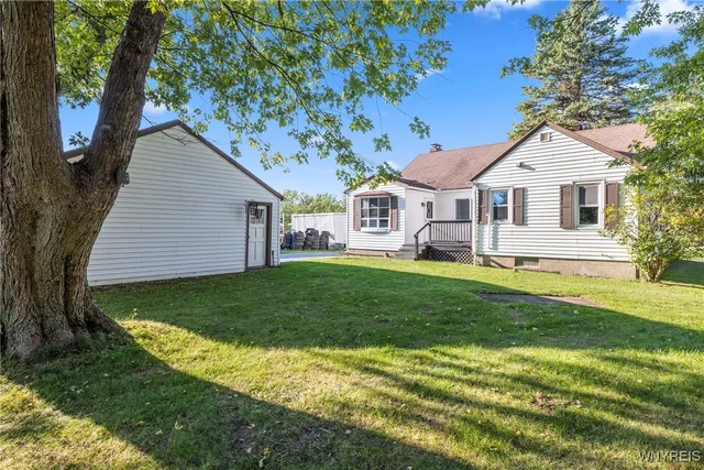 $199,995 | 5775 Genesee Street, Lancaster, NY 14086