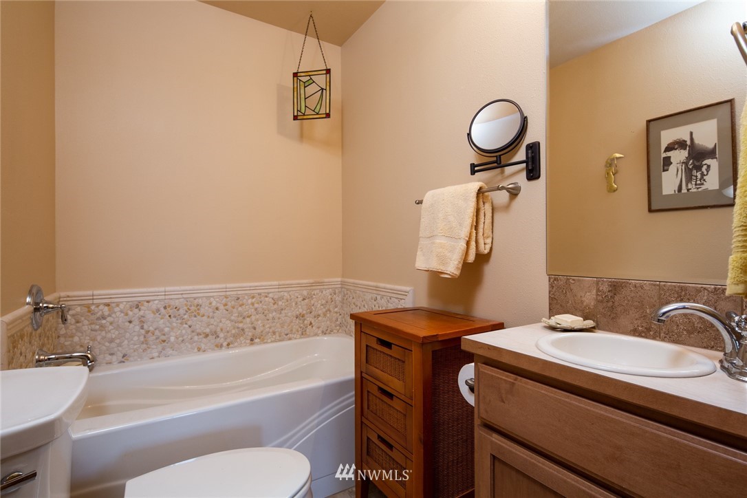 34 South Maughn River Road Winthrop, WA 98862 - Photo 12 of 40 Gallery Image 12