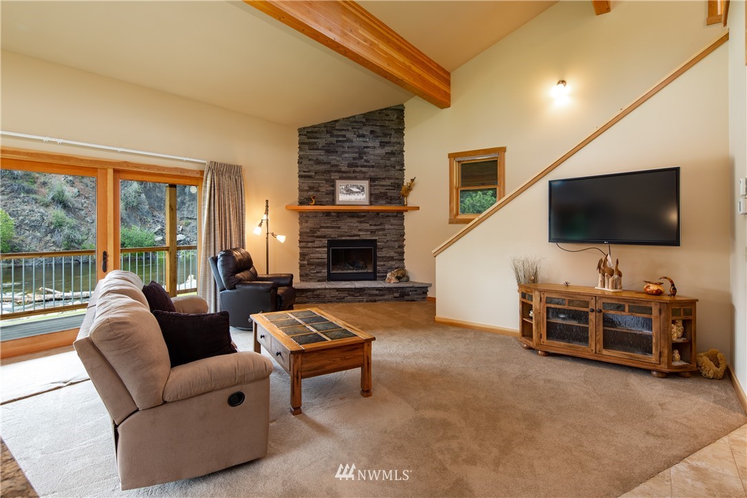 34 South Maughn River Road Winthrop, WA 98862 - Photo 6 of 40 Gallery Image 6