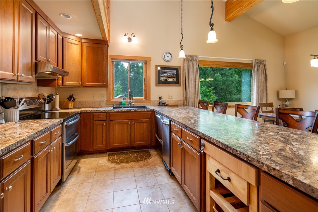 34 South Maughn River Road Winthrop, WA 98862 - Photo 10 of 40 Gallery Image 10