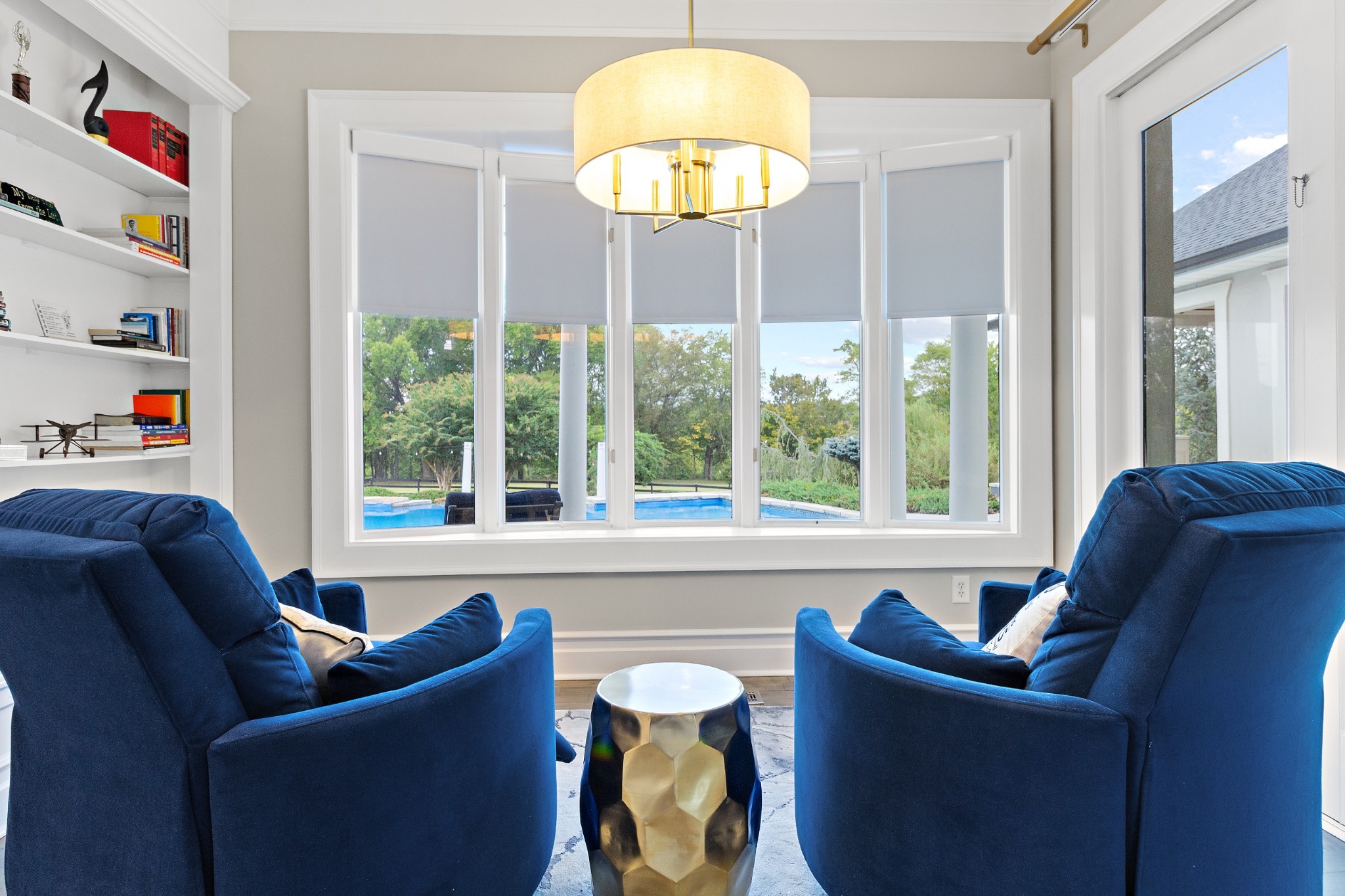1598 Palmer Road Lebanon, TN 37090 - Photo 26 of 56 a living room with furniture and a large window