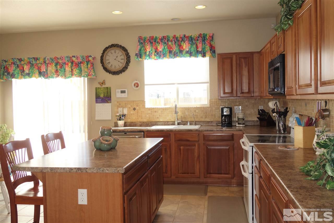 8998 Finnsech Drive Reno, NV 89506 - Photo 9 of 25 Photo 9