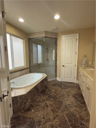 $8,000 | 211 Chicago Huntington Beach, Huntington Beach, CA 92648