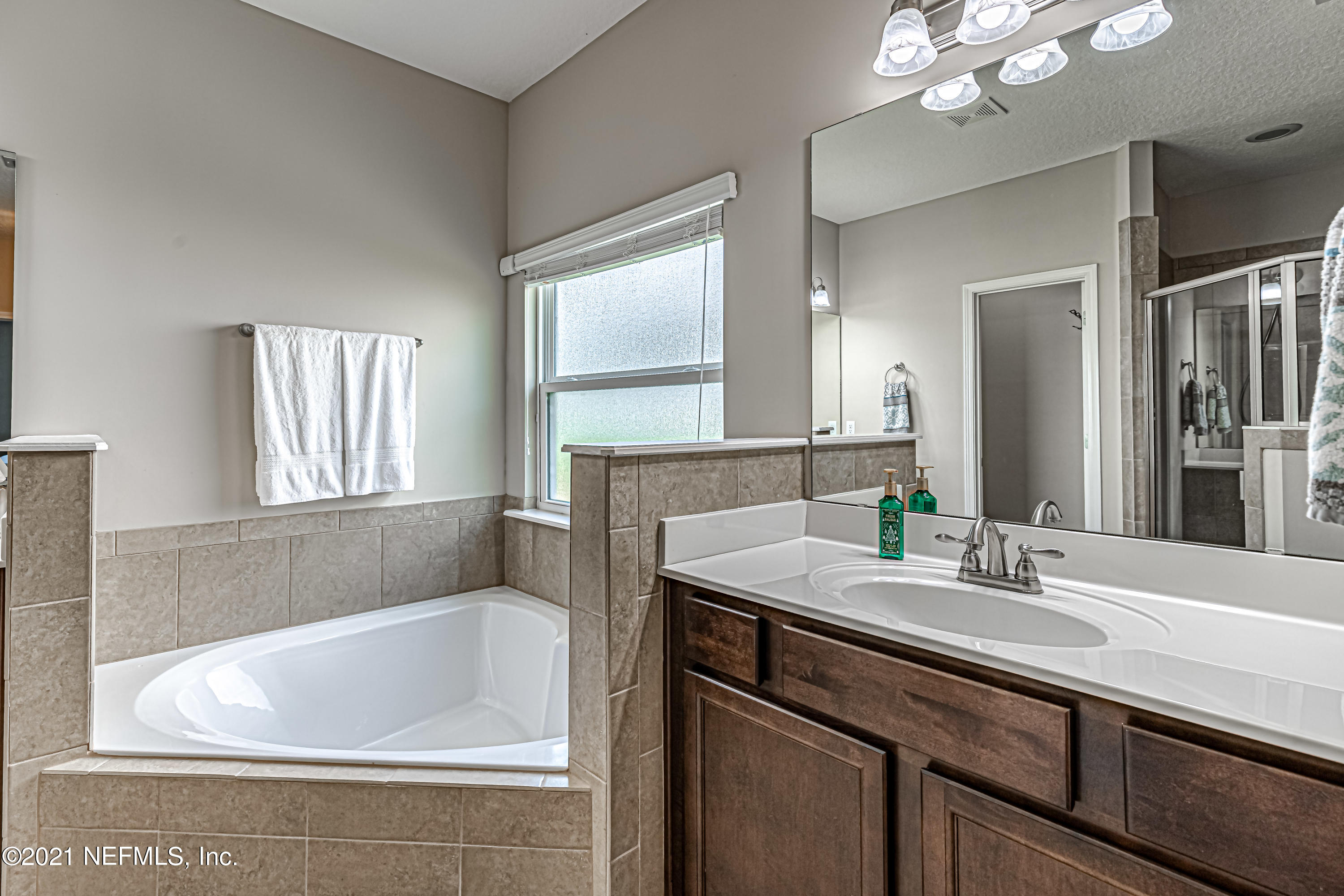1844 Sugar Maple Road Fleming Island, FL 32003 - Photo 25 of 61 Owner's Bathroom 2