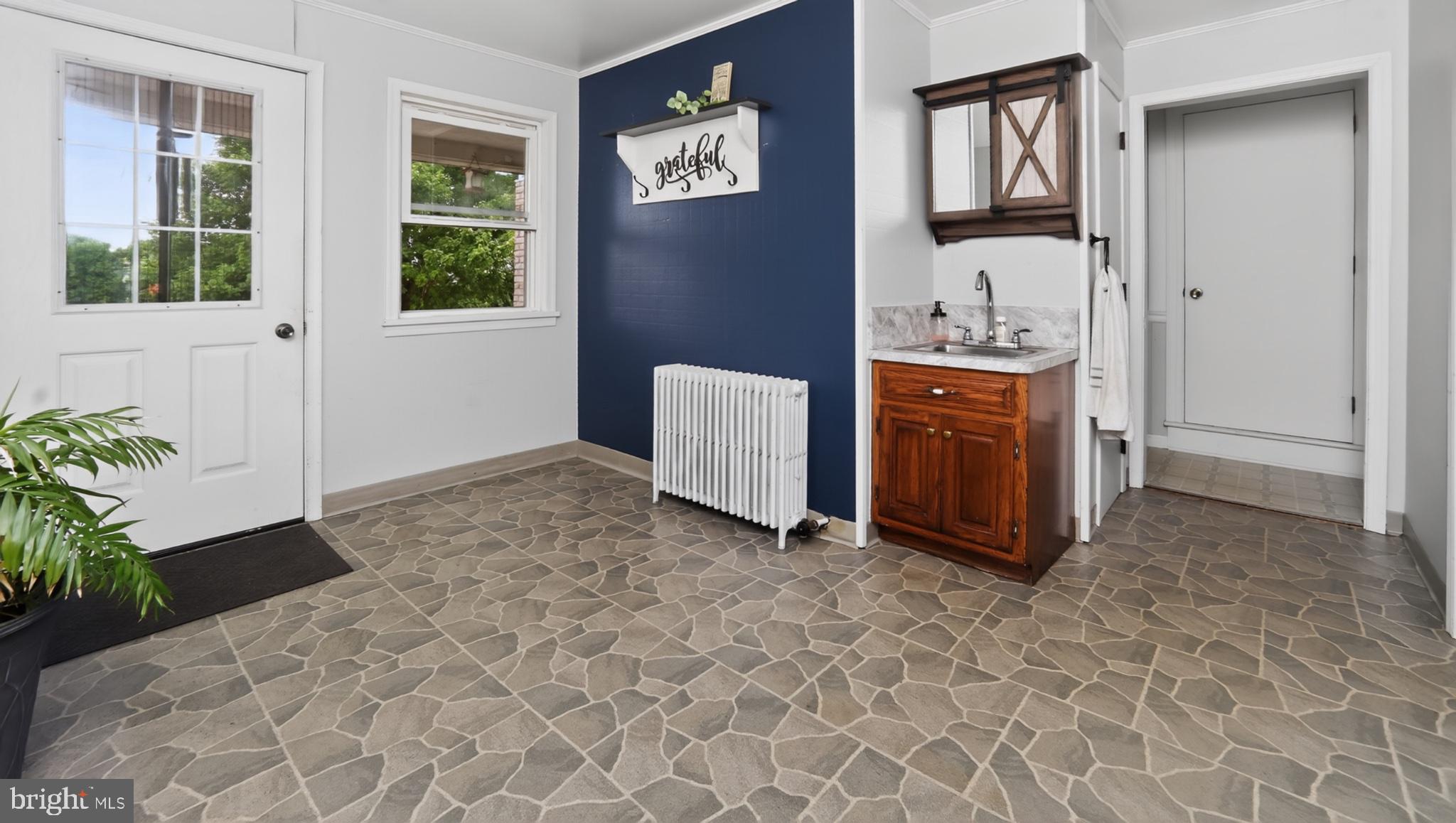 285 School Lane Road Gap, PA 17527 - Photo 20 of 56 Charming entryway with modern flair.