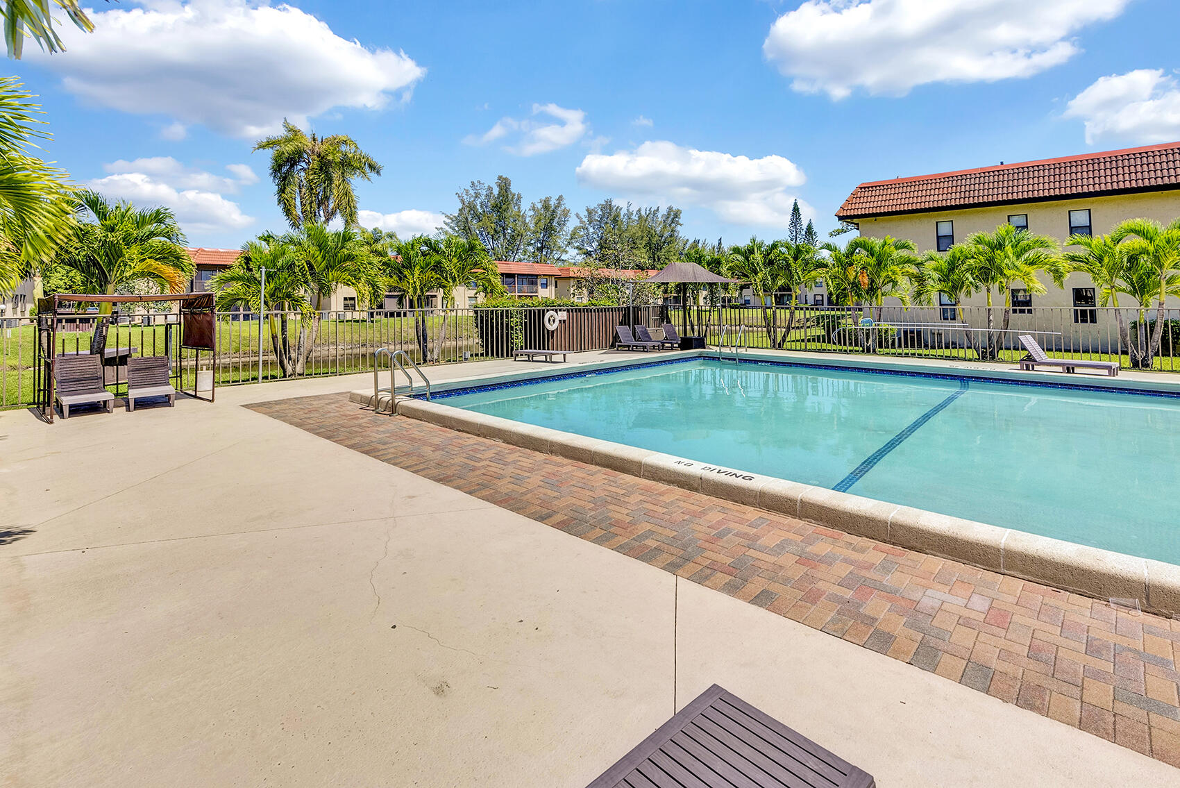 21895 Lake Forest Circle, Unit 201 Boca Raton, FL 33433 - Photo 31 of 44 DSC09852_3_4