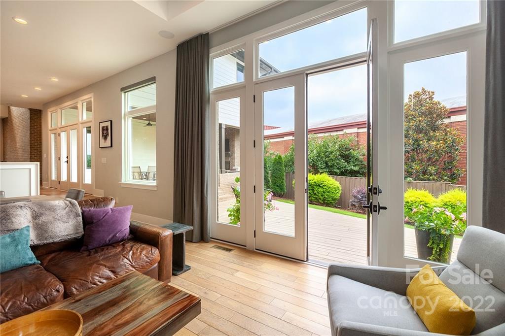 1505 Parson Street Charlotte, NC 28205 - Photo 12 of 48 a living room with furniture and a window