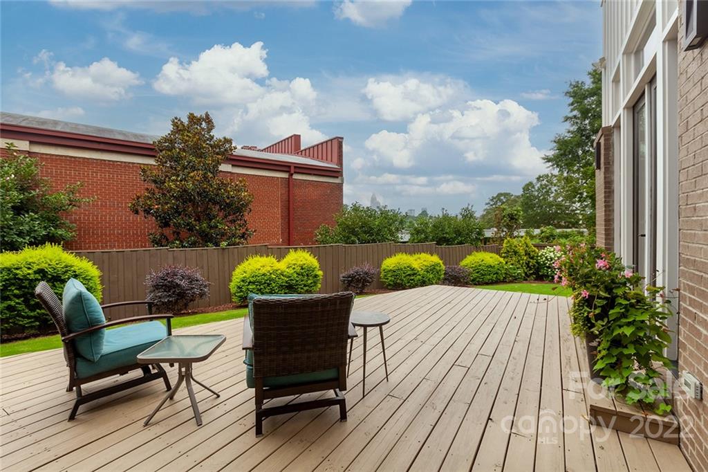 1505 Parson Street Charlotte, NC 28205 - Photo 13 of 48